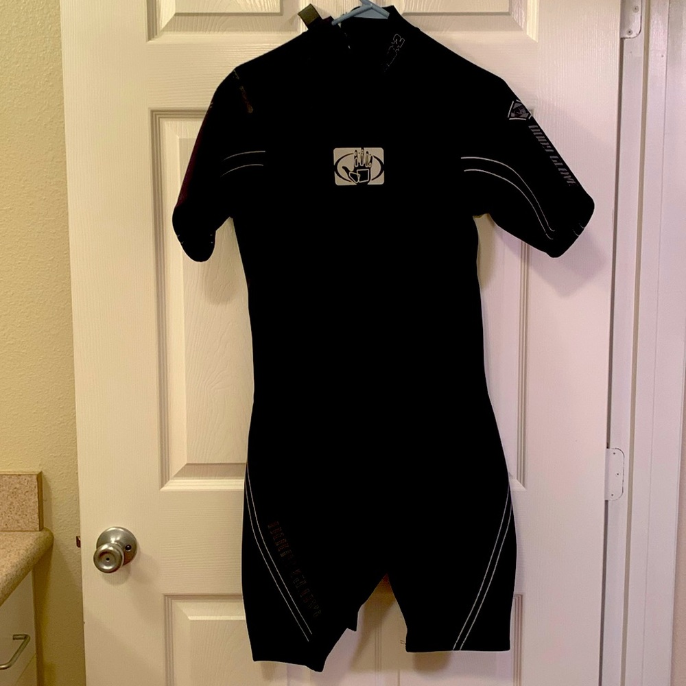 Men’s ML Body Glove summer shorty wetsuit in great condition